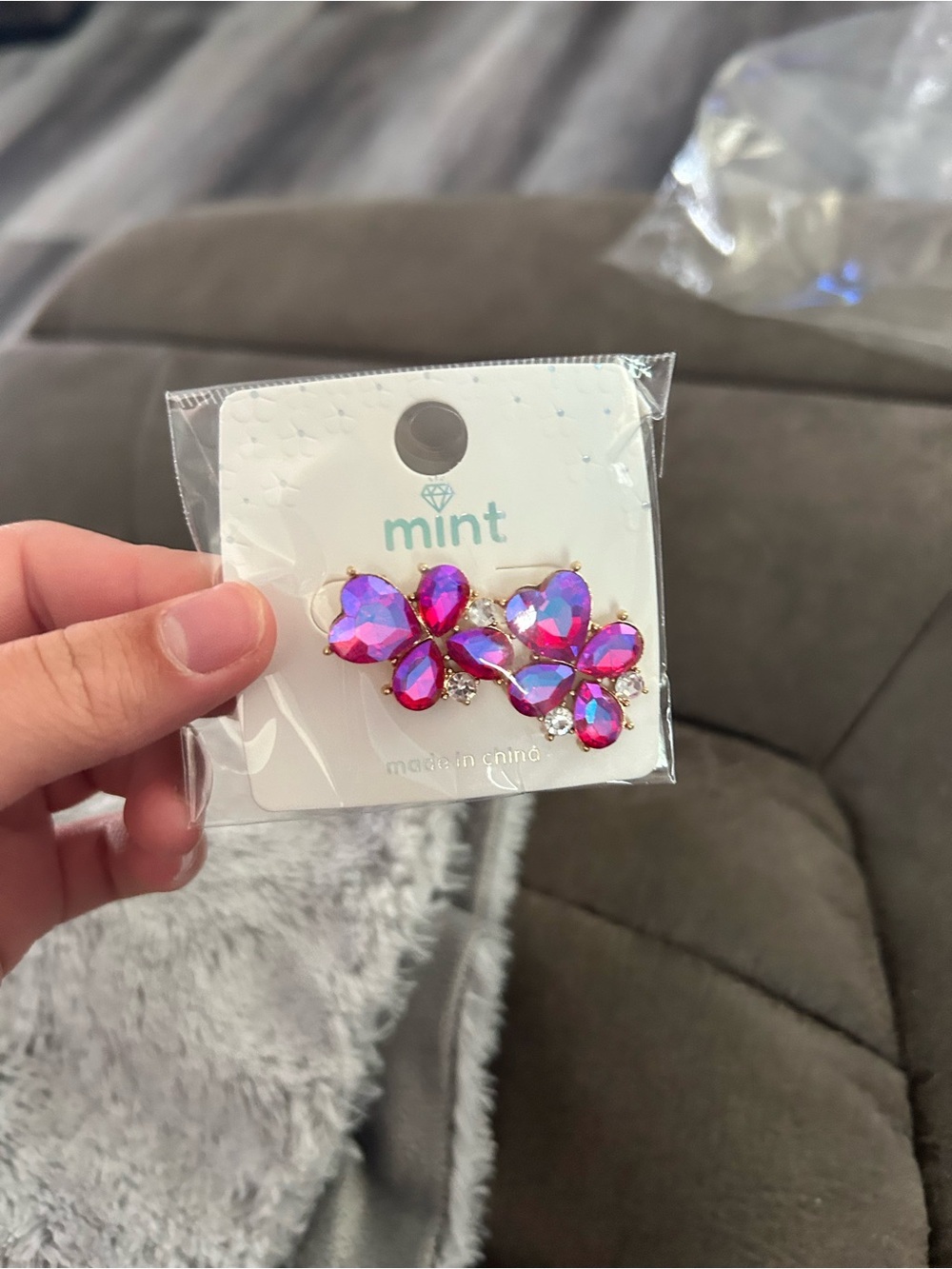 4/$50 mint Kids/woman Iridescent red Flower Earrings